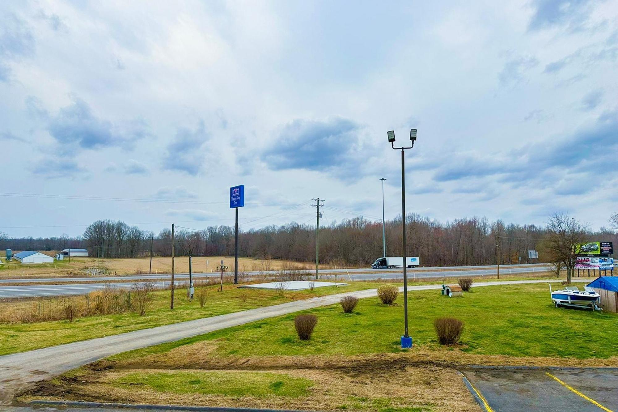 Happy Stay Inn Madisonville I-69 By Oyo Экстерьер фото