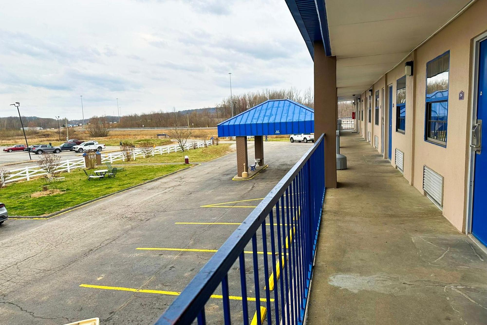 Happy Stay Inn Madisonville I-69 By Oyo Экстерьер фото